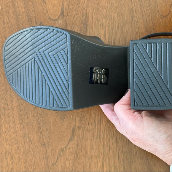 NWT BLACK ROBERT CLERGERIE NOE lambskin Platform Sandals - US SIZE 9 - Picture 8 of 10